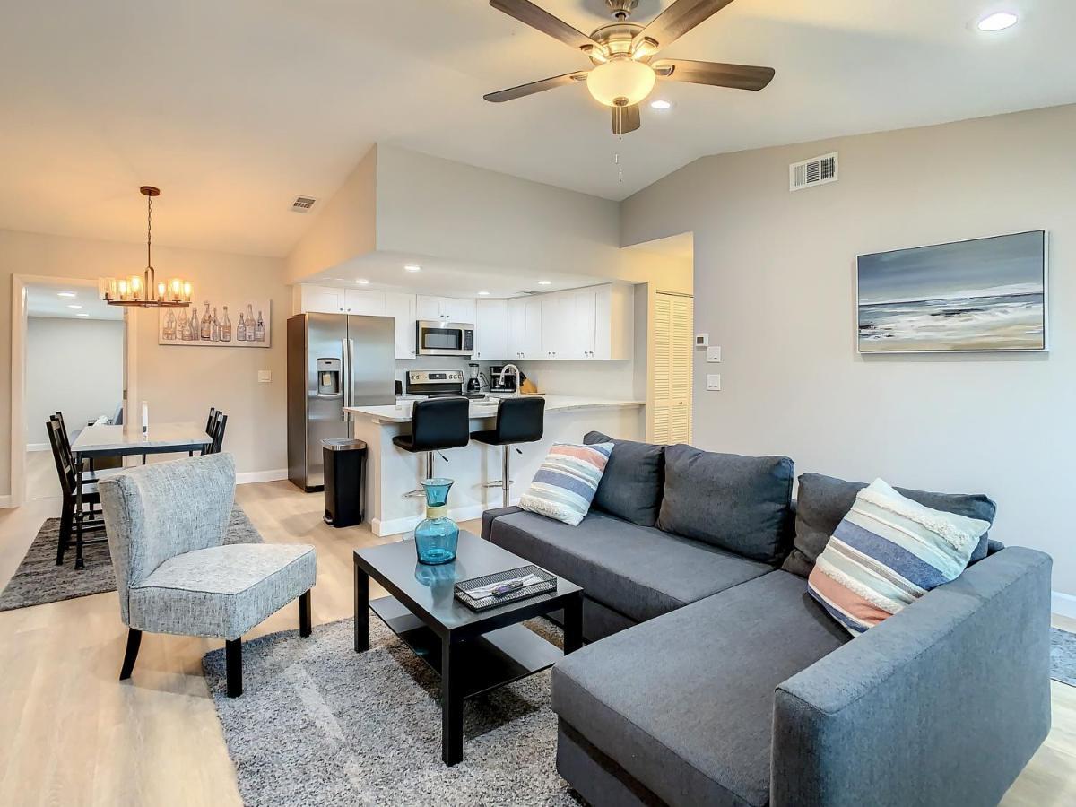 Crown Jewel Of Clearwater 10-15 Min To Beach 5 Min To St Pete Airport Vila Exterior foto