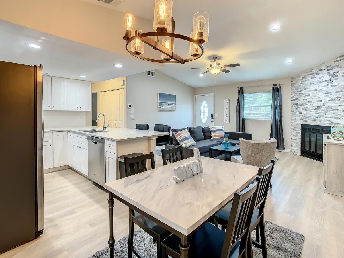Crown Jewel Of Clearwater 10-15 Min To Beach 5 Min To St Pete Airport Vila Exterior foto